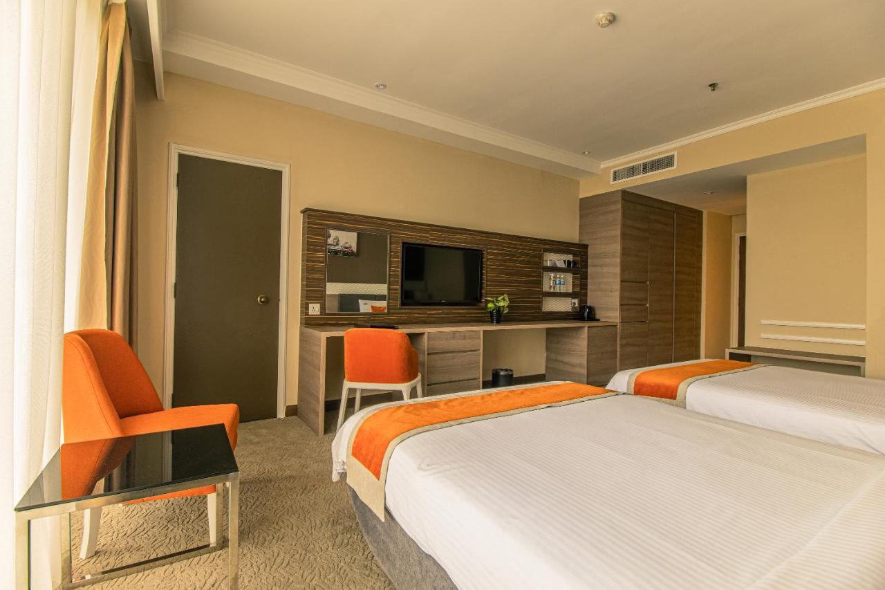Klana Resort Seremban Exteriör bild