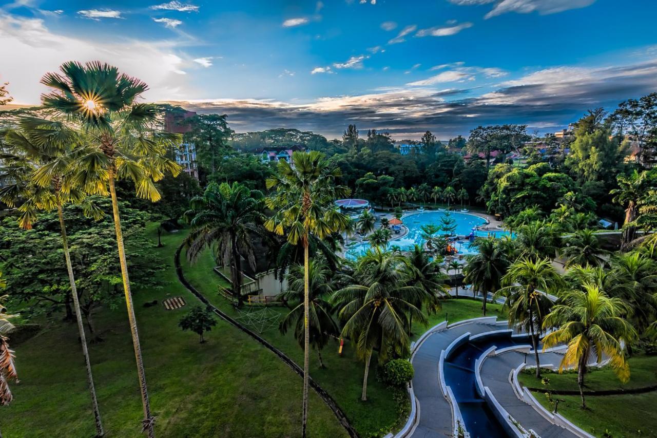 Klana Resort Seremban Exteriör bild