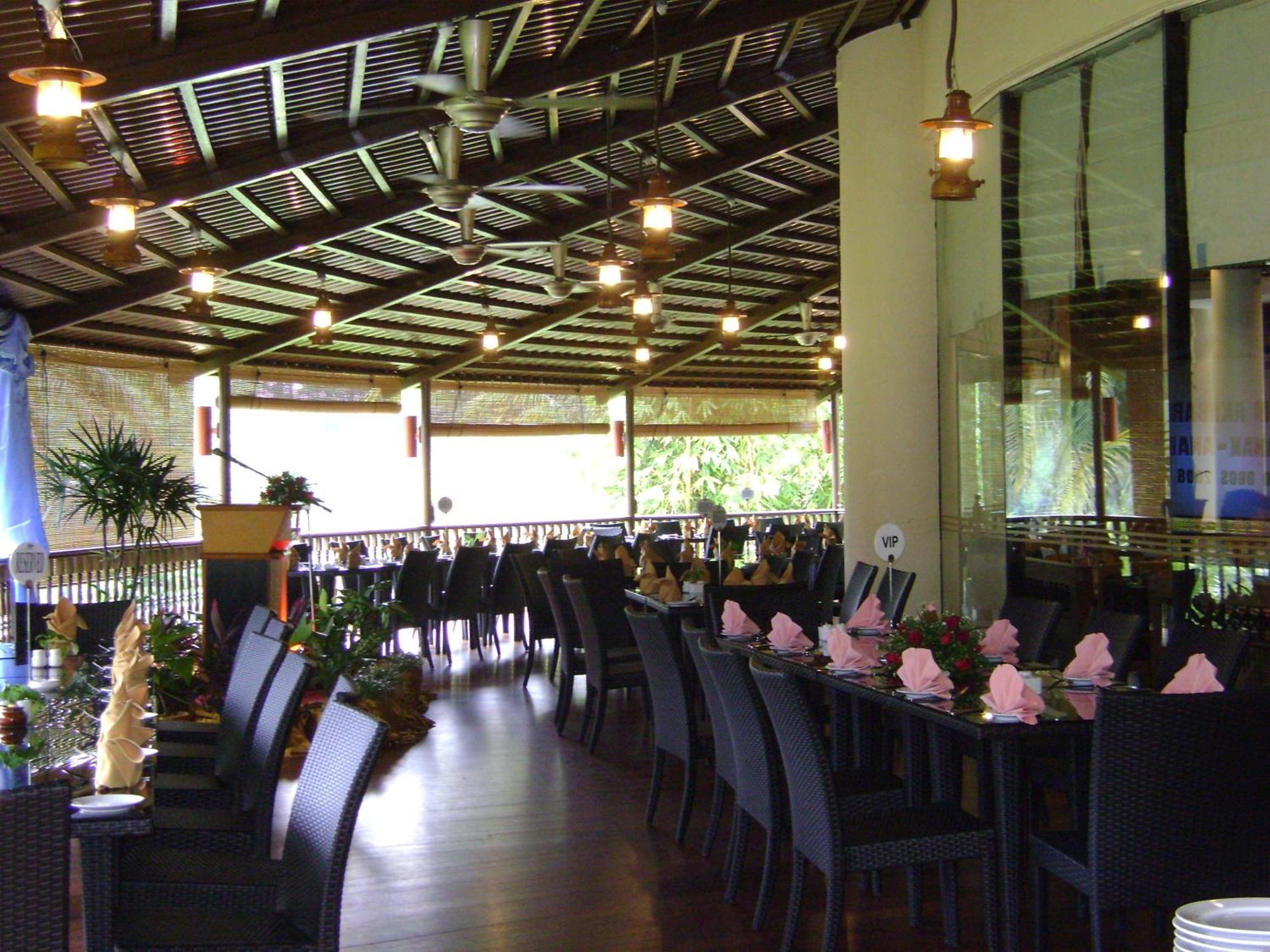 Klana Resort Seremban Exteriör bild