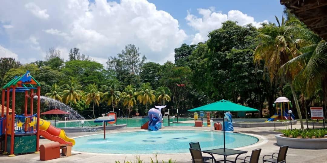 Klana Resort Seremban Exteriör bild