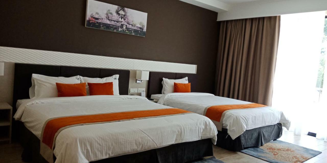 Klana Resort Seremban Exteriör bild